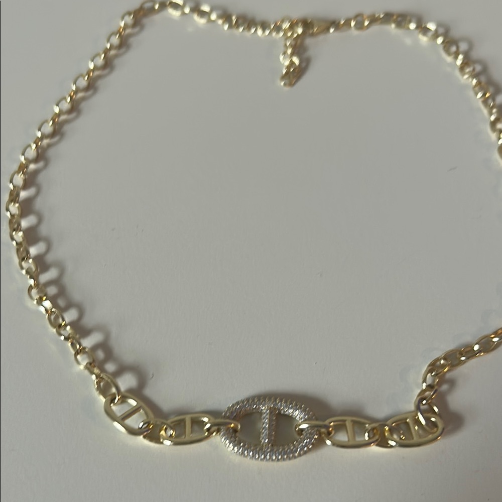 Elegant Gold Chain Necklace